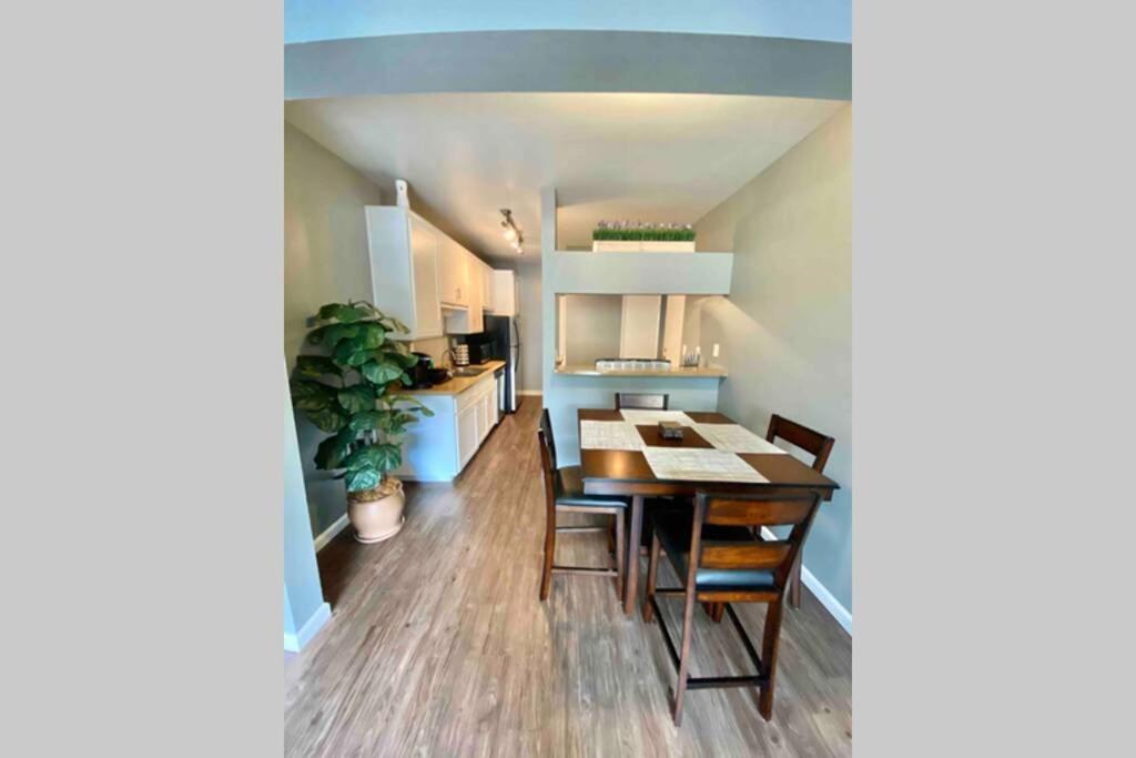 Centrally Located To All San Diego Has To Offer 샌디에이고 외부 사진